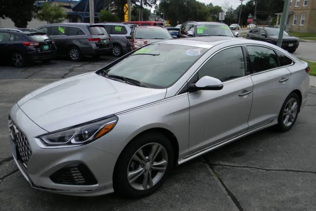 2018 Hyundai Sonata Sport photo 1