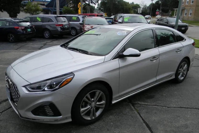2018 Hyundai Sonata Sport photo 1