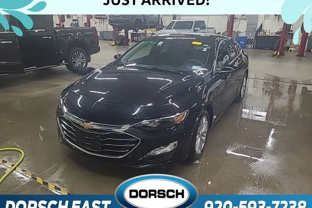 2023 Chevrolet Malibu 1LT photo 1