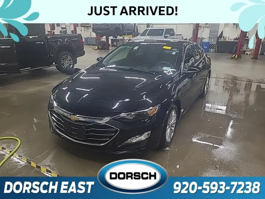 2023 Chevrolet Malibu 1LT photo 1
