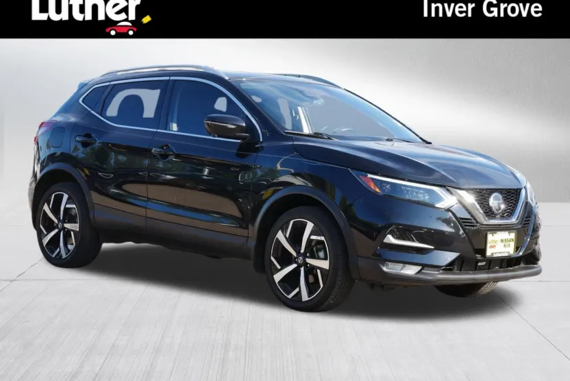 2022 Nissan Rogue Sport SL photo 1