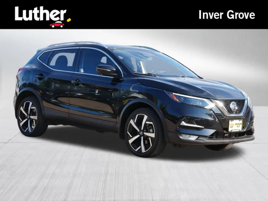 2022 Nissan Rogue Sport SL photo 1