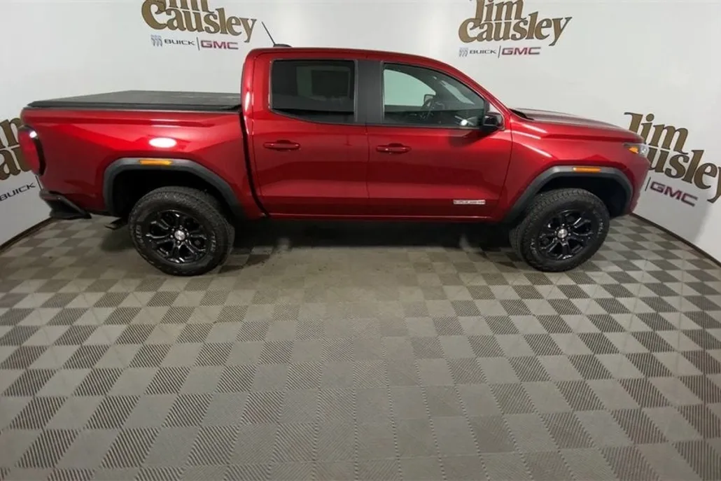2023 Gmc Canyon Elevation photo 1