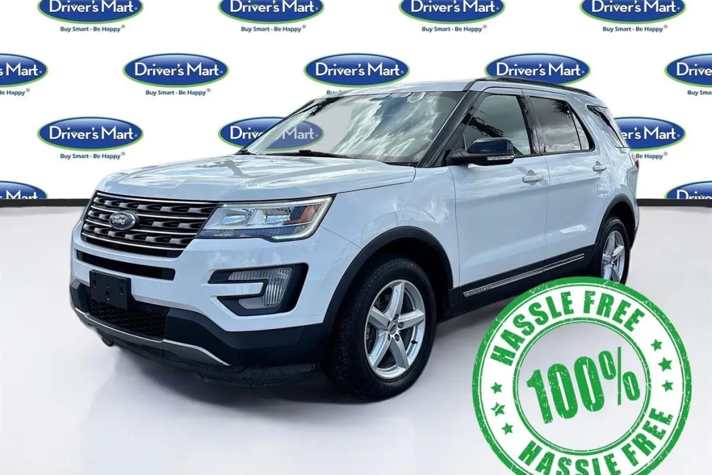2017 Ford Explorer XLT photo 1