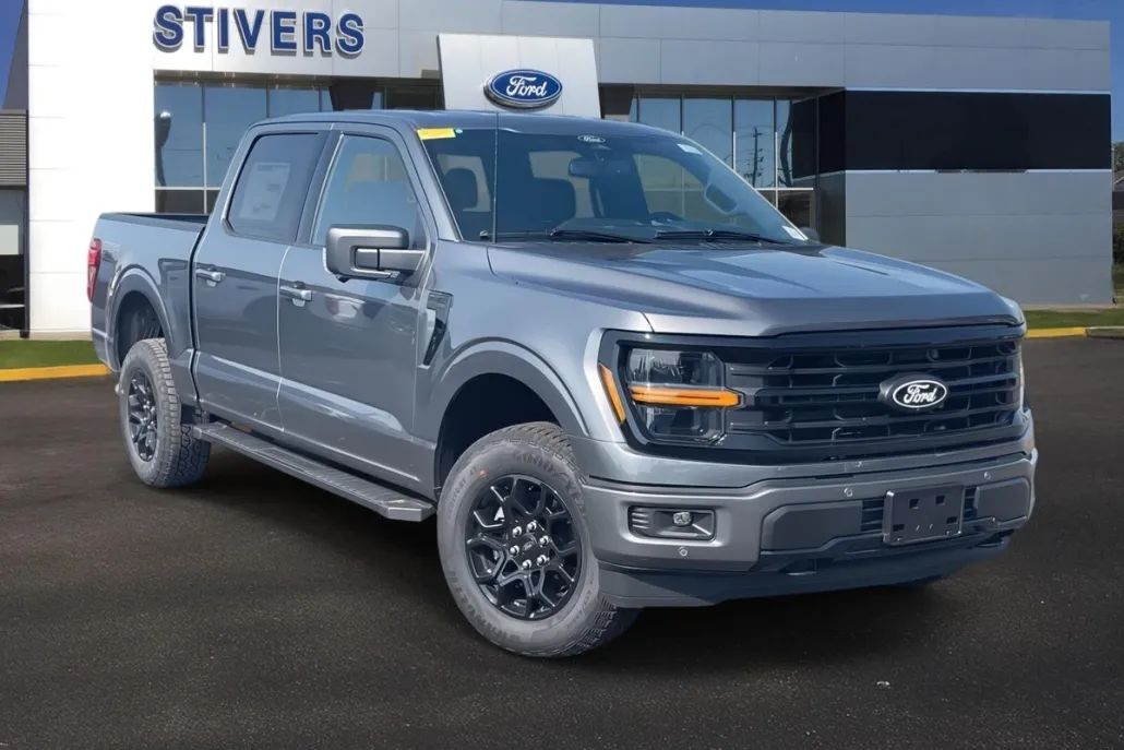 2025 Ford F-150 XLT photo 1