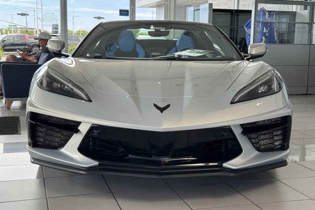 2023 Chevrolet Corvette Stingray 3LT photo 1