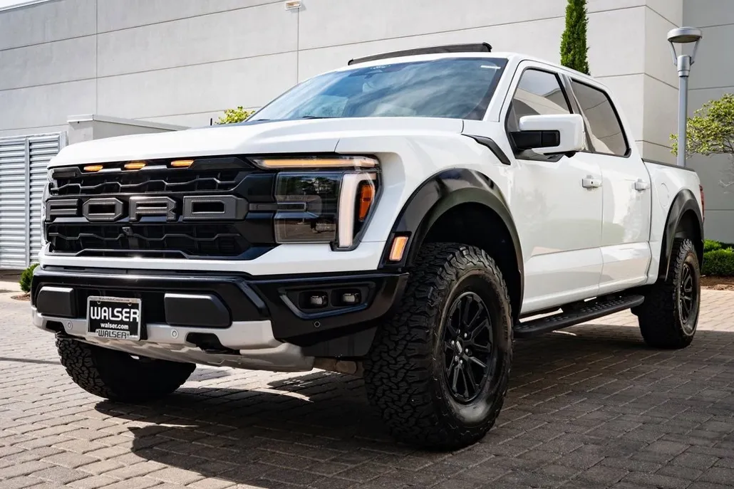 2024 Ford F-150 Raptor photo 1