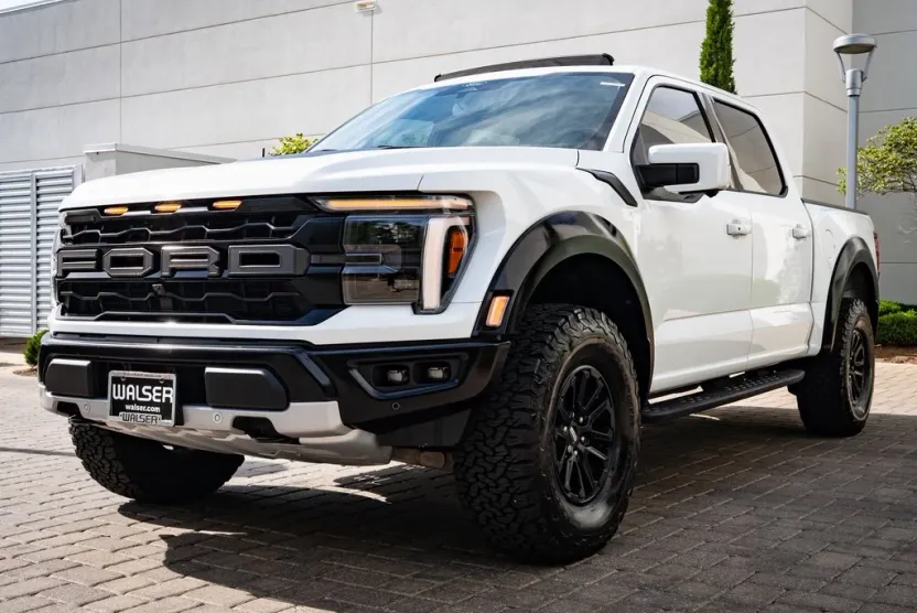 2024 Ford F-150 Raptor photo 1