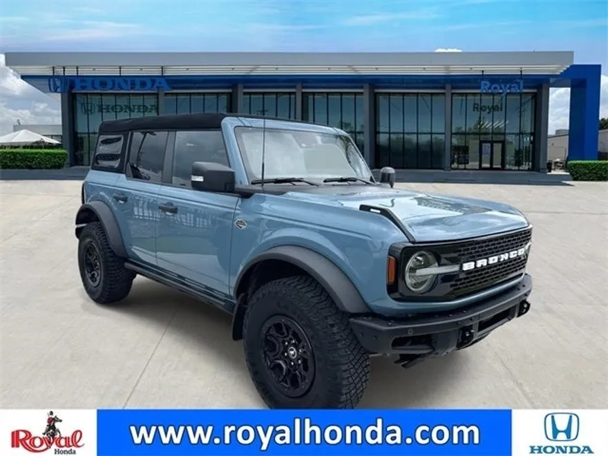 2023 Ford Bronco Wildtrak photo 1