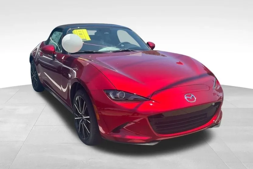 2025 Mazda MX-5 Miata Miata Grand Touring photo 1