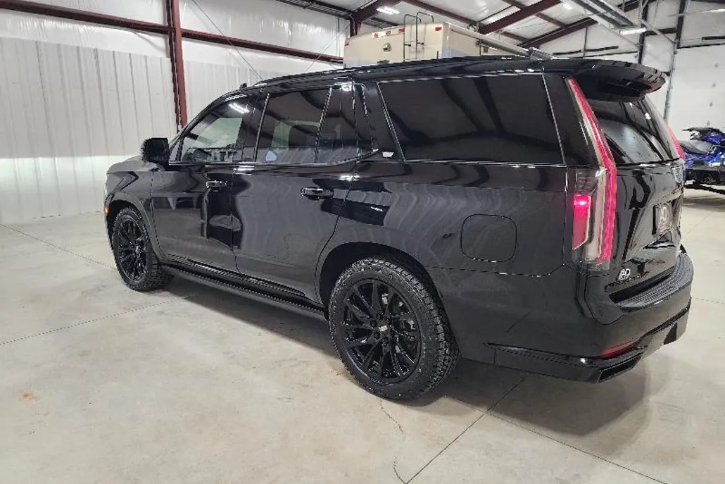 2021 Cadillac Escalade Sport Platinum photo 1