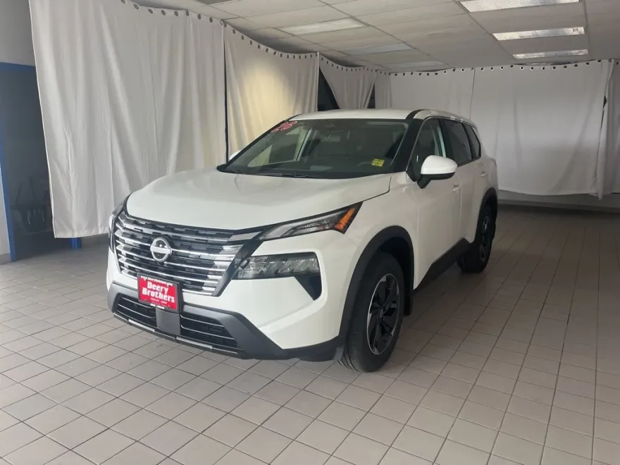 2026 Nissan Rogue SV photo 1