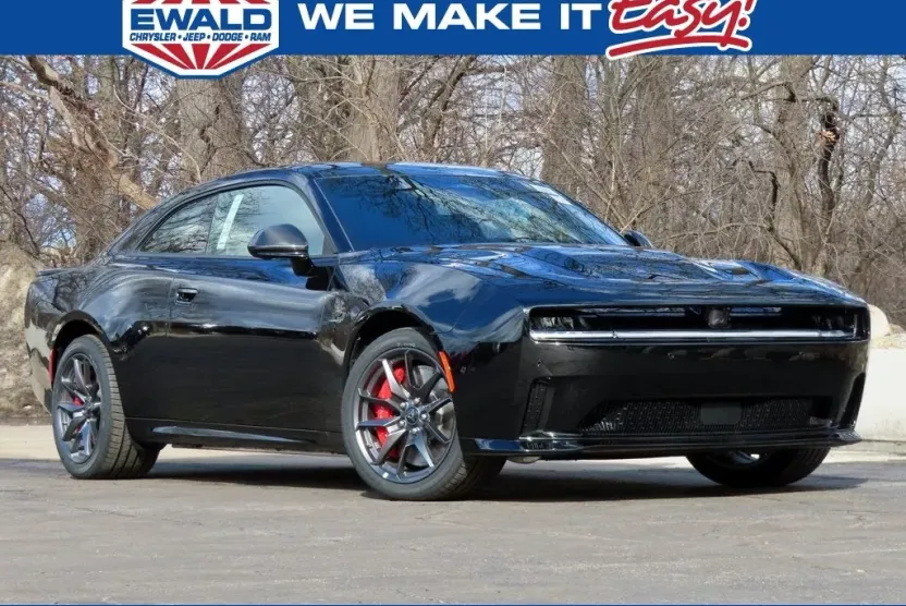 2024 Dodge Charger Daytona Scat Pack AWD photo 1
