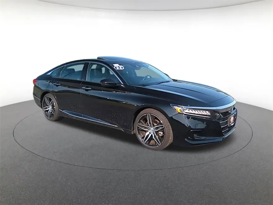2022 Honda Accord Touring 2.0T photo 1