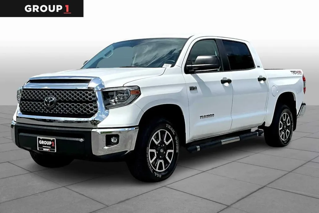 2018 Toyota Tundra SR5 CrewMax photo 1