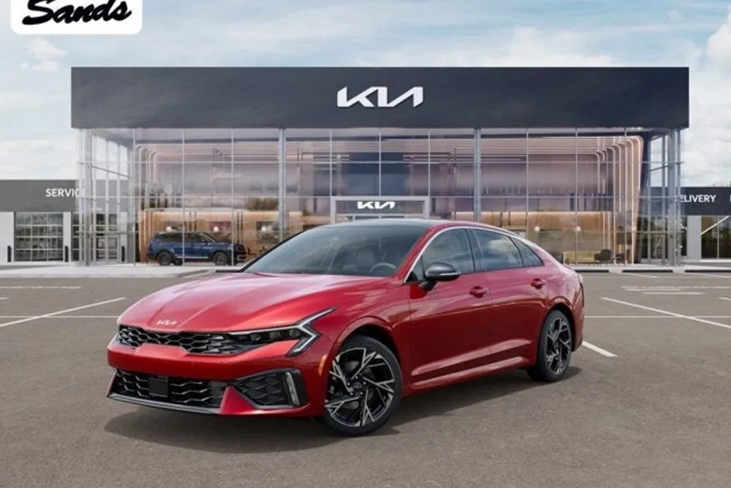 2025 Kia K5 GT-Line photo 1