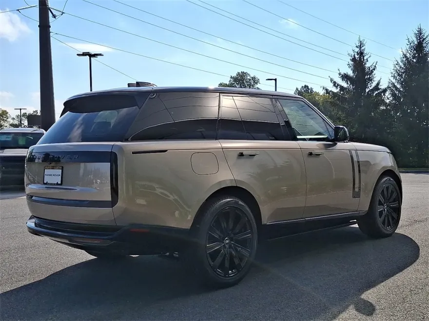 2025 Land Rover Range Rover Autobiography photo 1