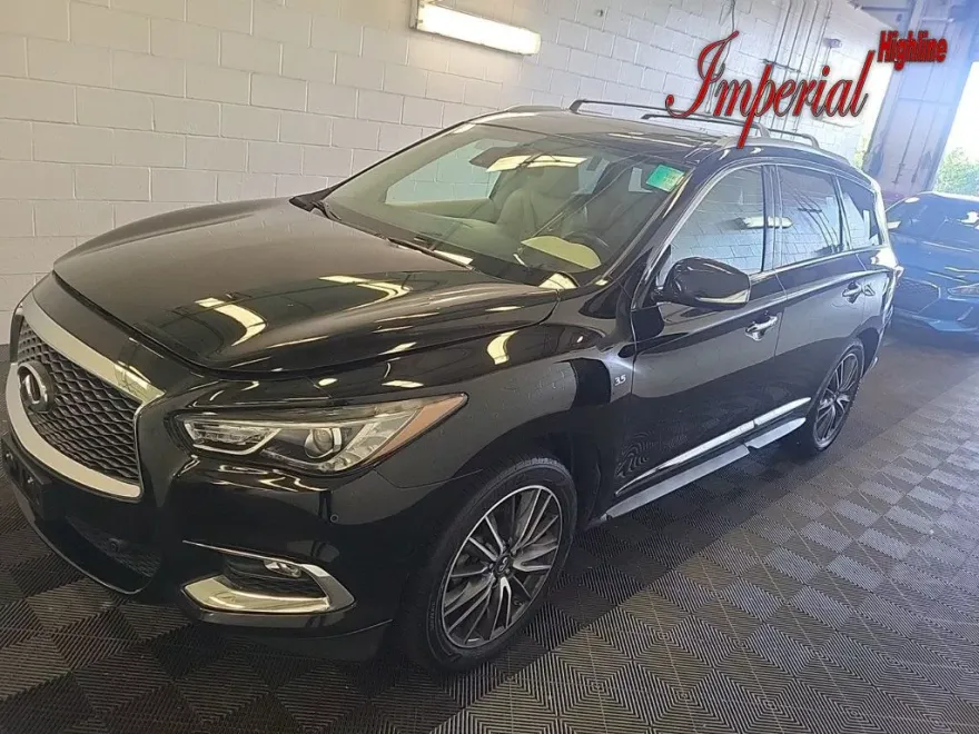 2017 Infiniti QX60 Premium Plus photo 1