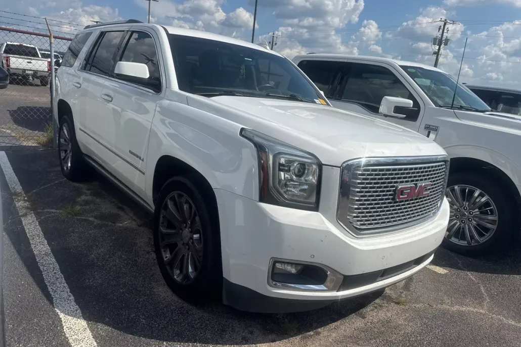 2015 Gmc Yukon Denali photo 1