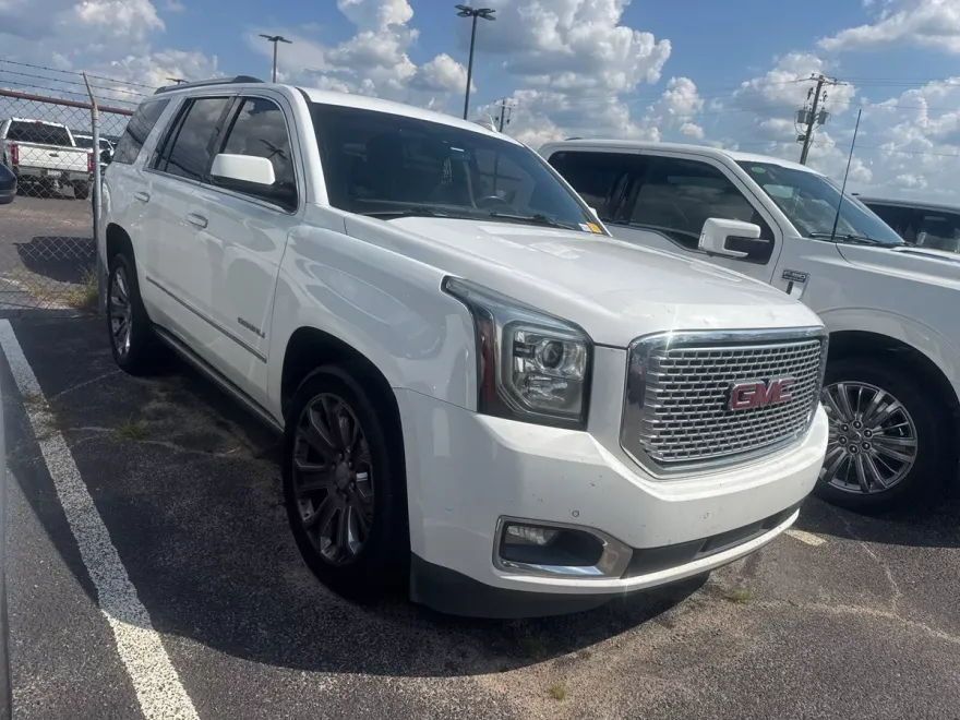 2015 Gmc Yukon Denali photo 1