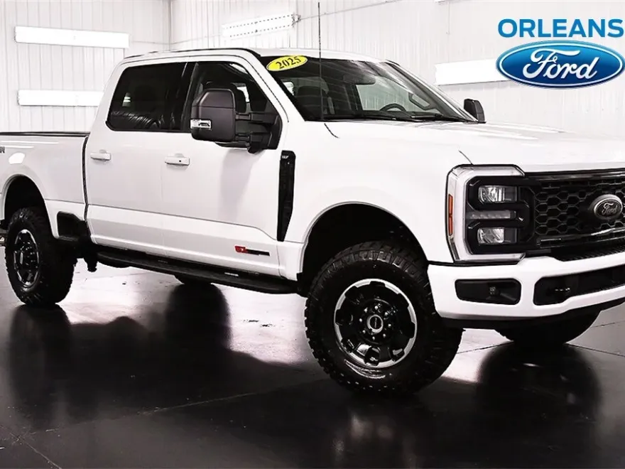 2025 Ford F-250 XLT photo 1