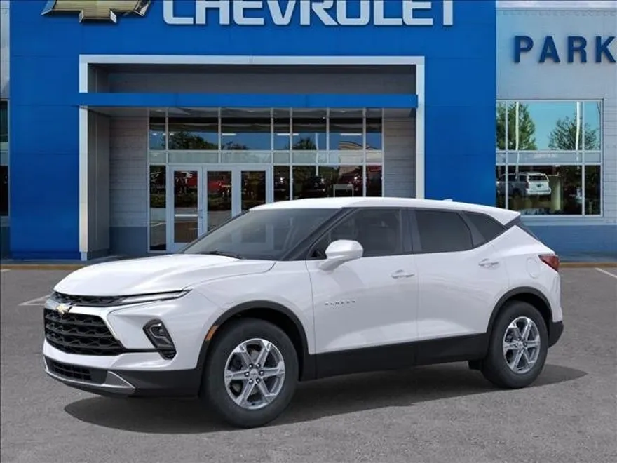 2025 Chevrolet Blazer 2LT photo 1