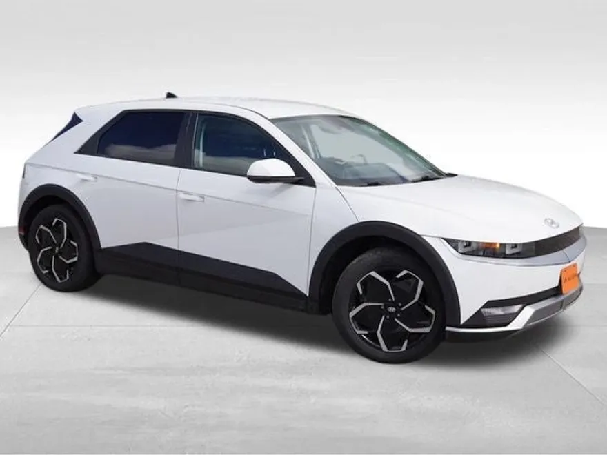 2024 Hyundai Ioniq 5 SEL photo 1