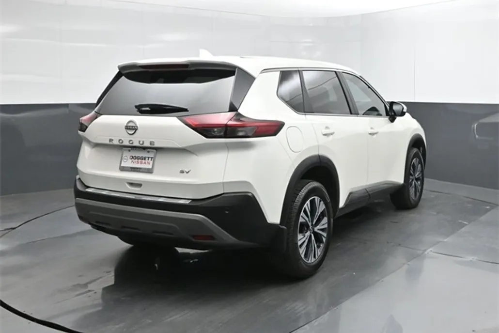 2023 Nissan Rogue SV photo 1