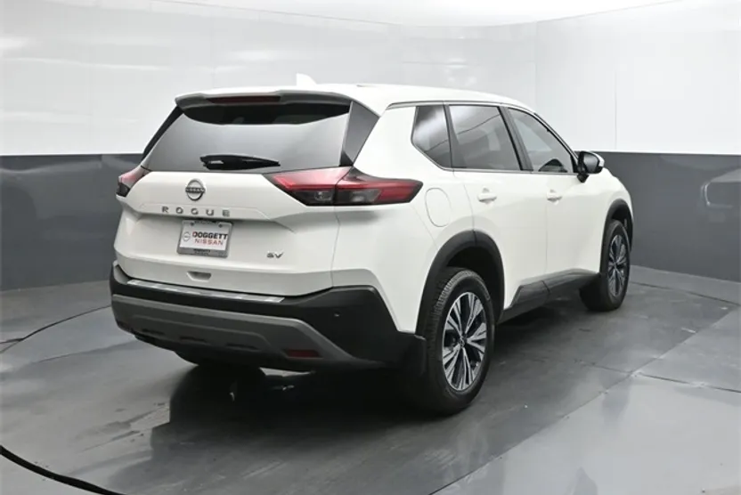 2023 Nissan Rogue SV photo 1