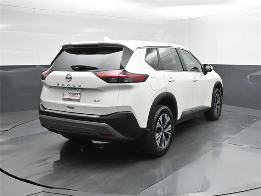 2023 Nissan Rogue SV photo 1