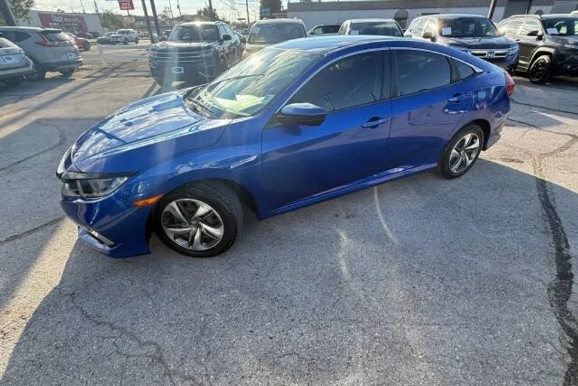 2019 Honda Civic LX photo 1