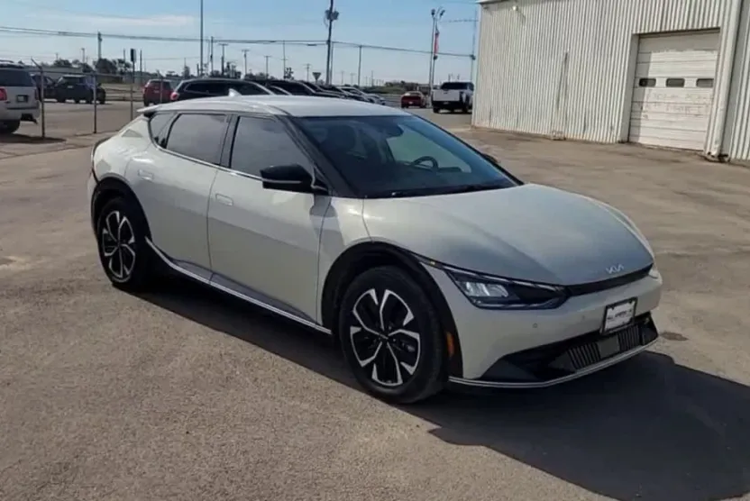 2022 Kia EV6 Light Wind GT-Line photo 1