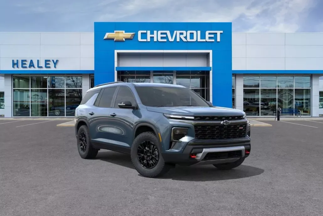 2026 Chevrolet Traverse Z71 photo 1