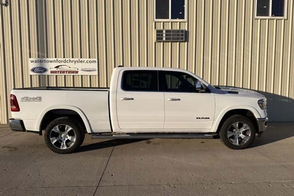 2022 Ram 1500 Laramie photo 1