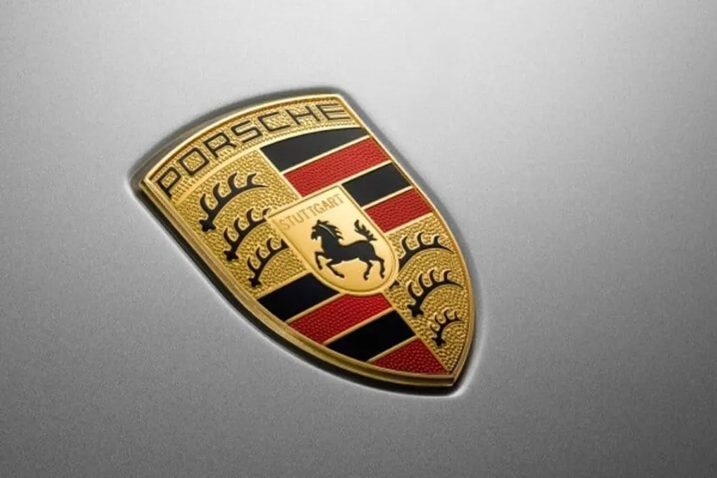 2025 Porsche Cayenne photo 1