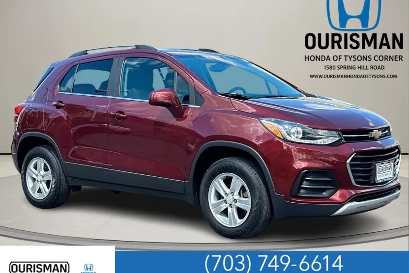2017 Chevrolet Trax LT photo 1