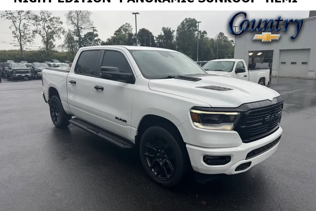 2023 Ram 1500 Laramie photo 1