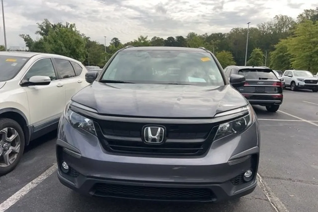 2022 Honda Pilot Special Edition photo 1