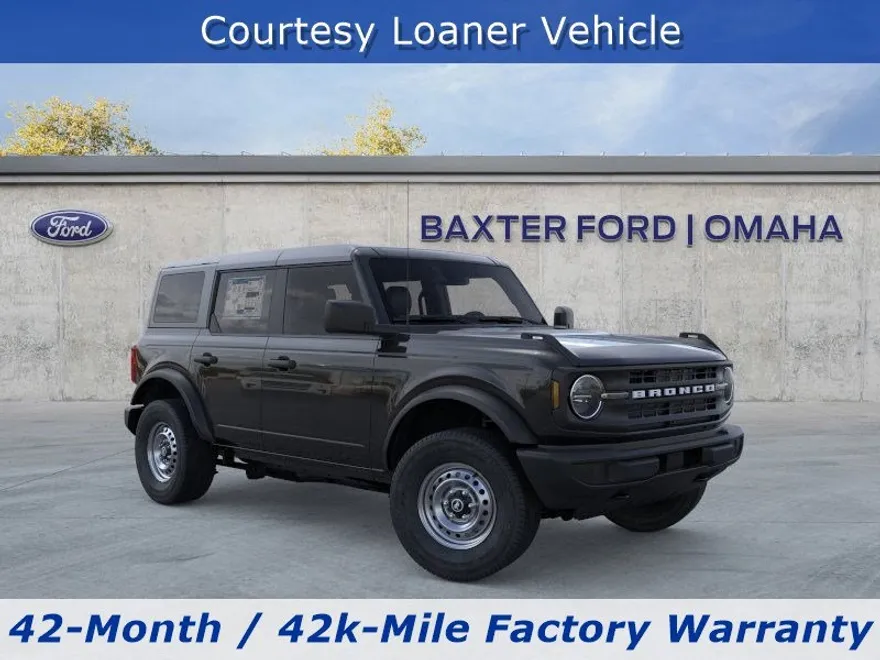 2025 Ford Bronco Base photo 1