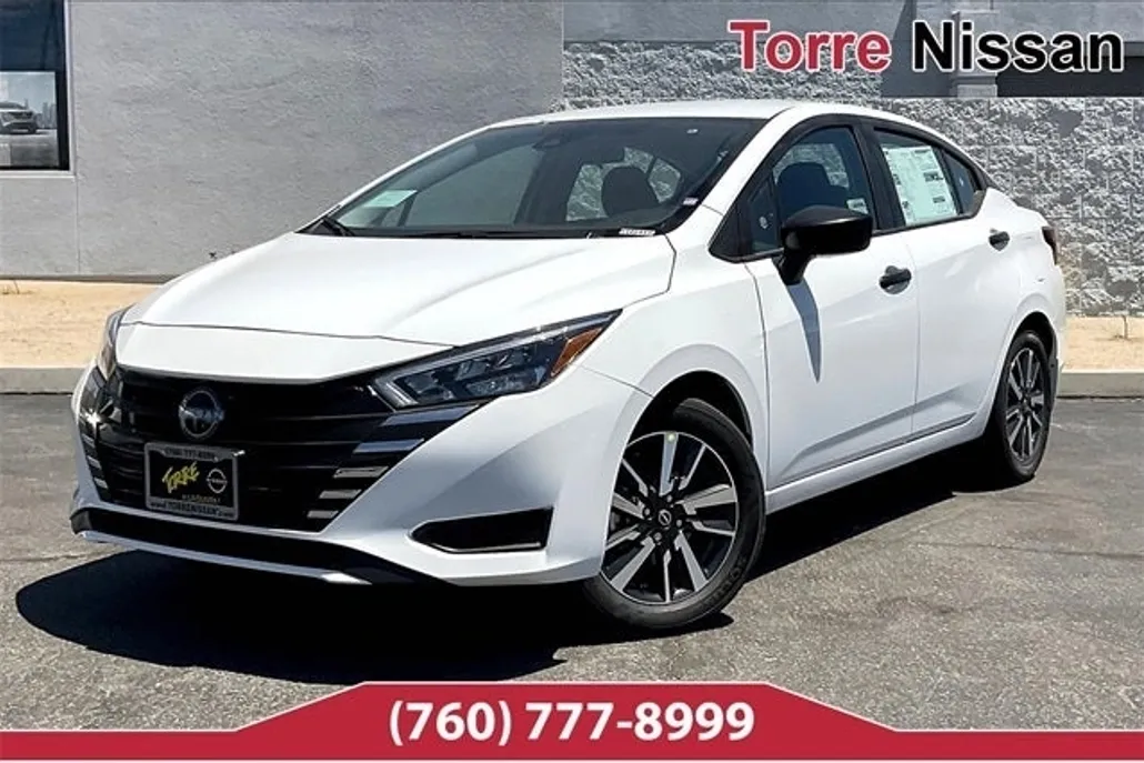 2025 Nissan Versa 1.6 S photo 1