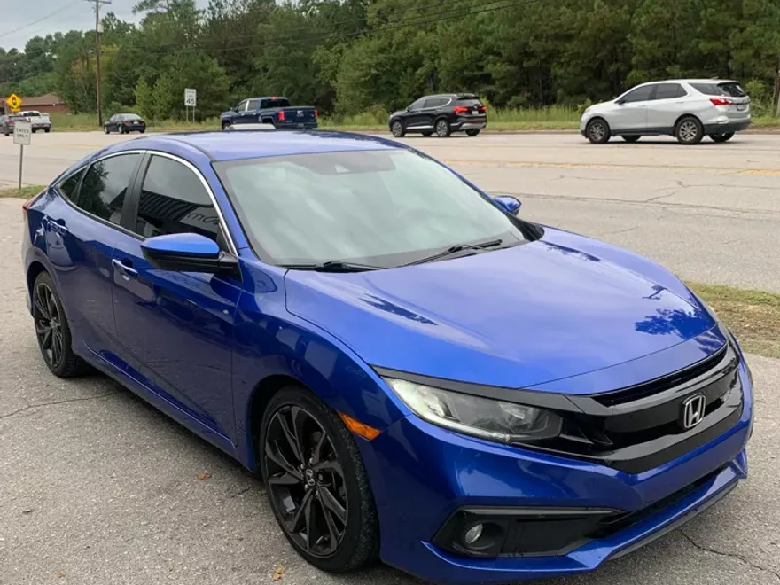 2019 Honda Civic Sport photo 1