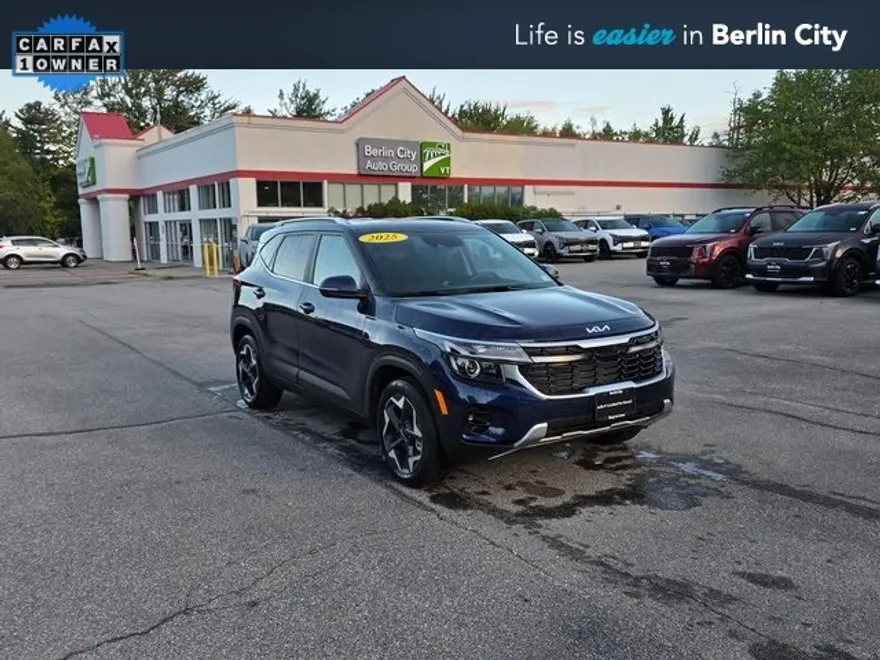 2025 Kia Seltos EX photo 1