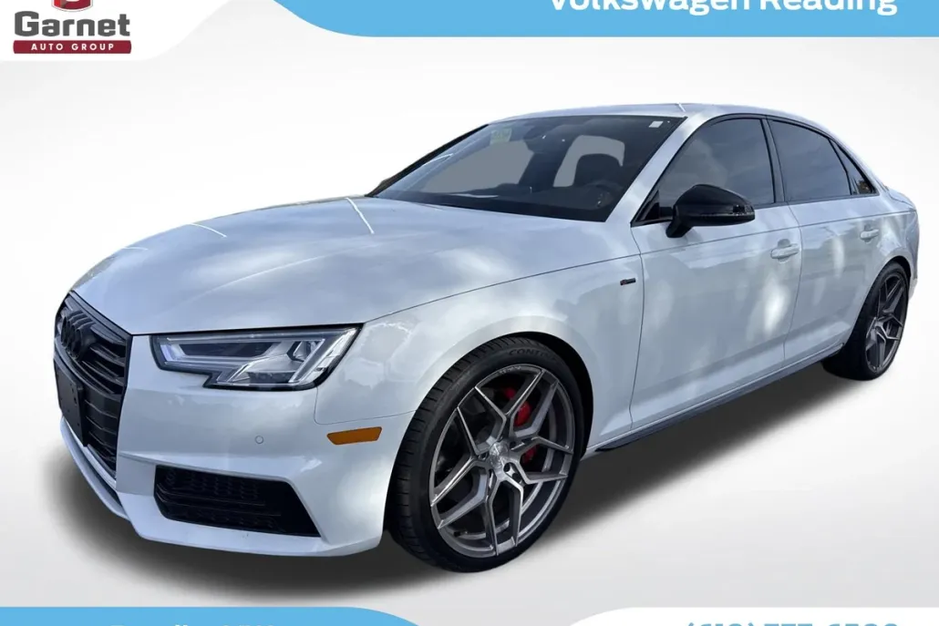 2018 Audi A4 2.0T photo 1