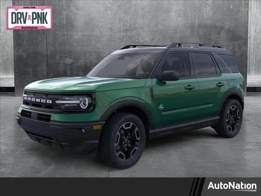 2025 Ford Bronco Outer Banks photo 1