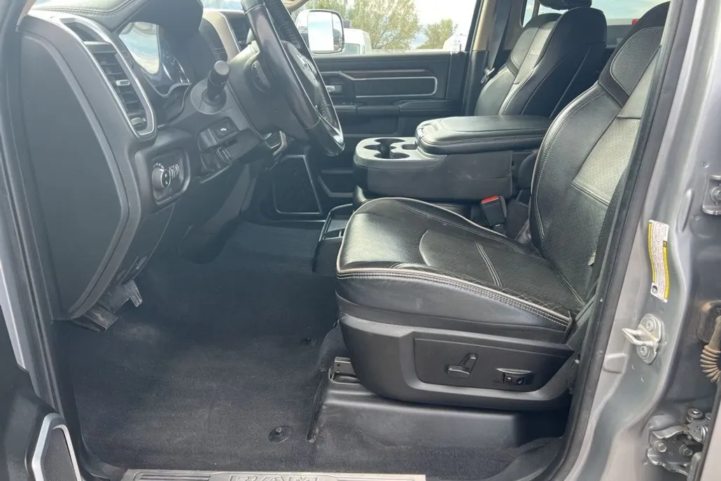 2022 Ram 2500 Laramie photo 1