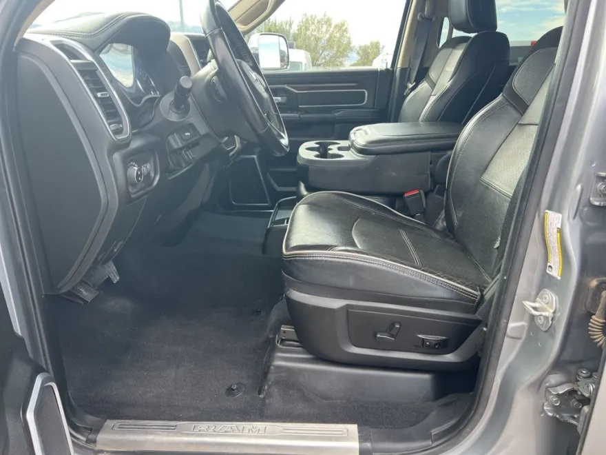 2022 Ram 2500 Laramie photo 1