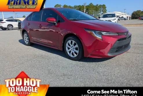 2023 Toyota Corolla LE photo 1