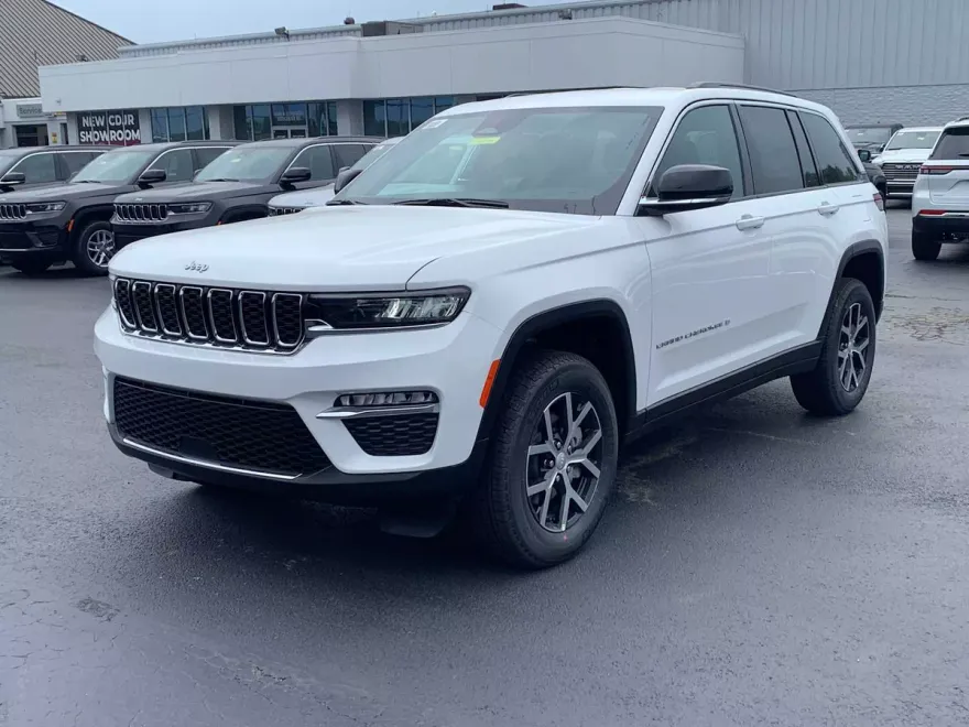 2025 Jeep Grand Cherokee Limited photo 1