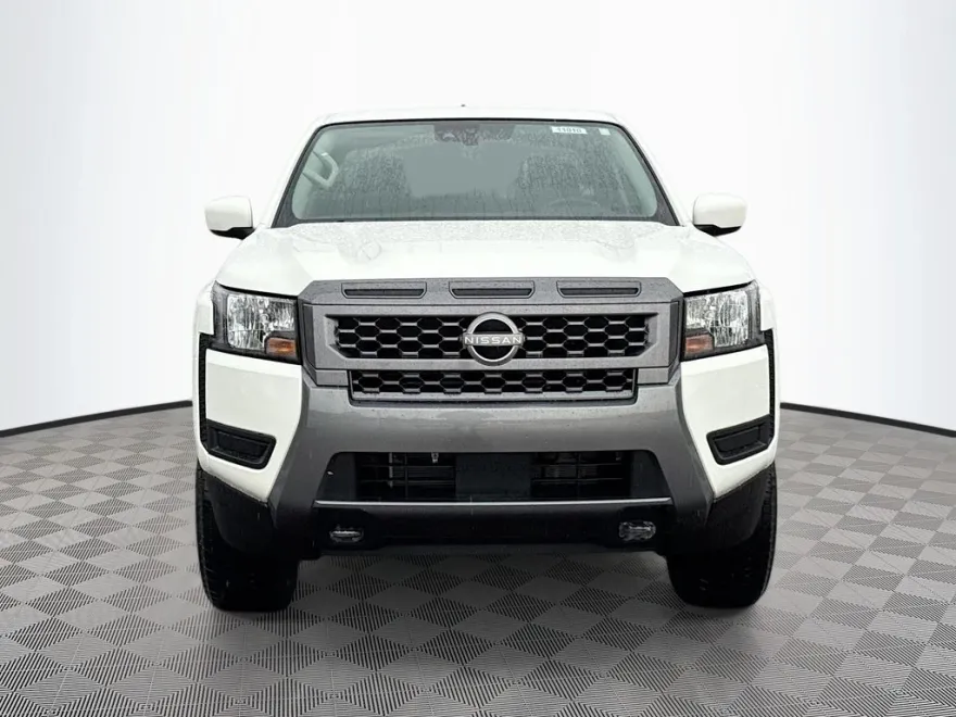 2025 Nissan Frontier SV photo 1