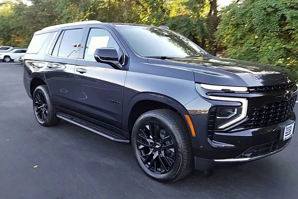 2026 Chevrolet Tahoe Premier photo 1